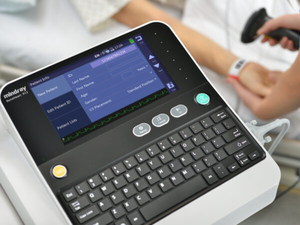 BeneHeart R12 - Image 2